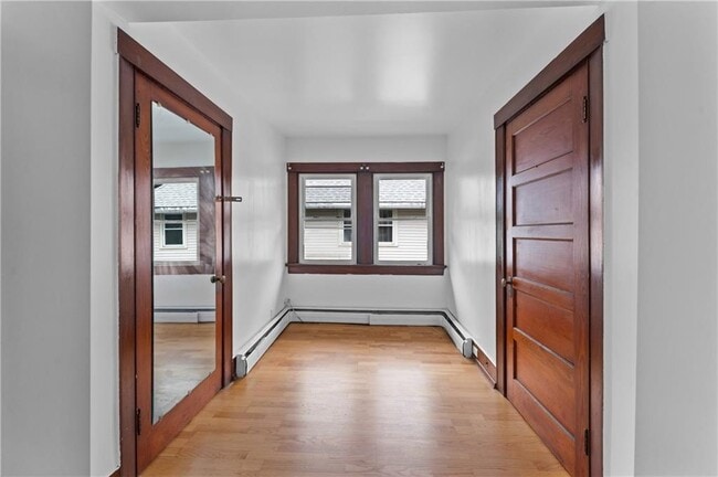 Building Photo - 335 Blackstone St