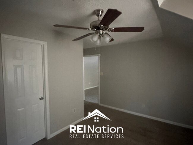 Building Photo - CORDOVA SHOWSTOPPER! Massive 4BR/3BA w/ Deck, Detached Garage & Porch!