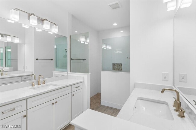 Building Photo - 4580 Skysail Dr