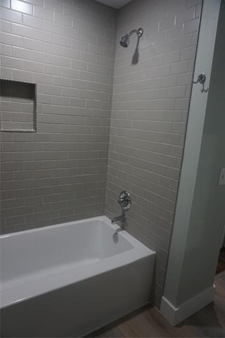 Building Photo - 2121 N Hickory St