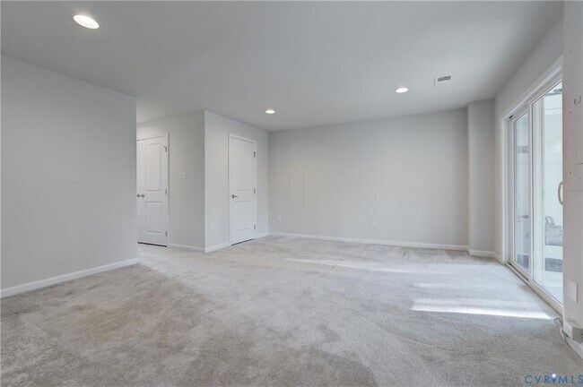 Building Photo - 429 Crofton Village Terrace