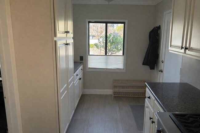 Building Photo - 1700 Cleveland Ave