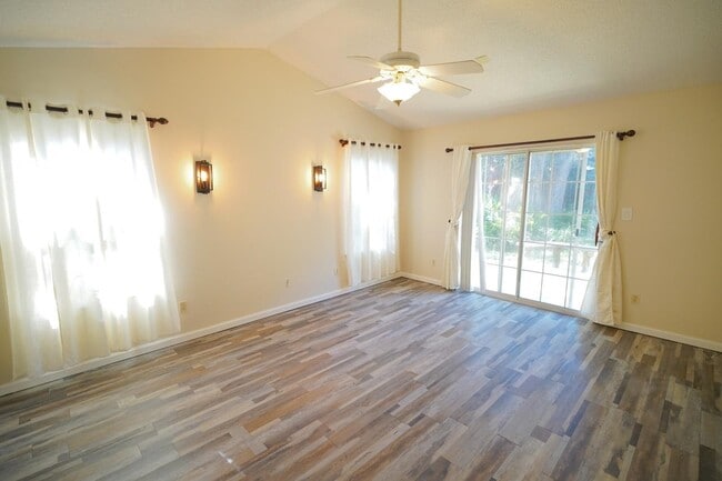 Building Photo - 3108 McCord Blvd