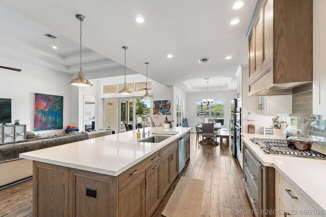 Building Photo - 518 Carrara Ct