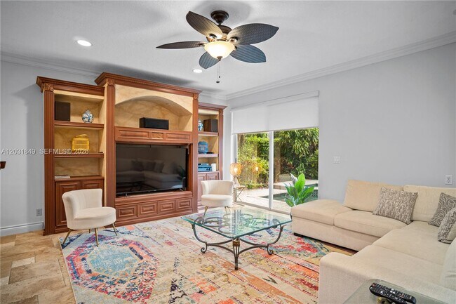 Building Photo - 7759 La Corniche Cir