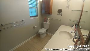 Building Photo - 4818 Cambray Dr