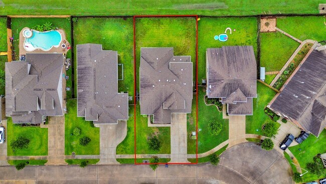 Building Photo - 2326 Kelson Cove Dr