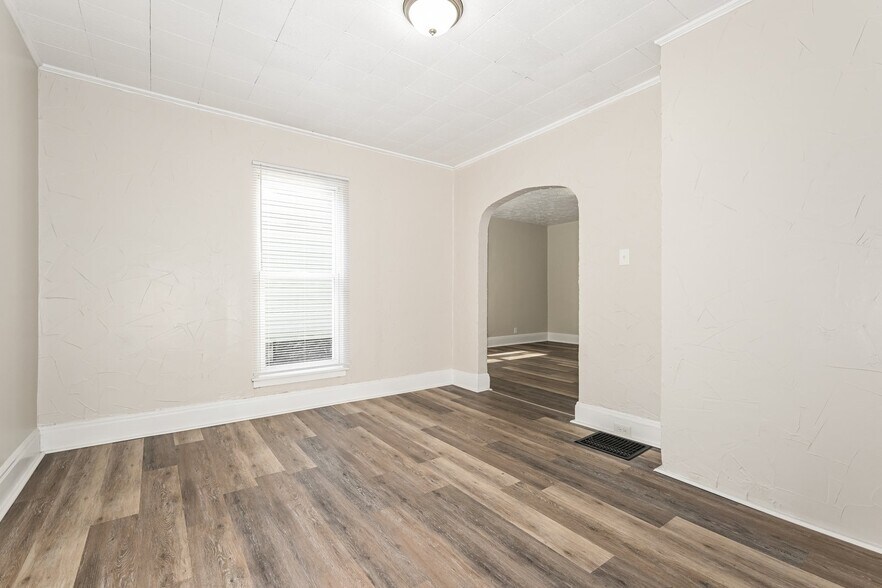 Building Photo - 532 Highland Ave