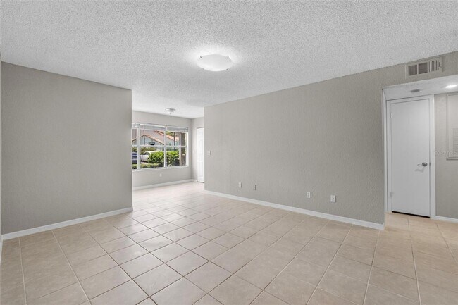 Building Photo - 5116 Conroy Rd