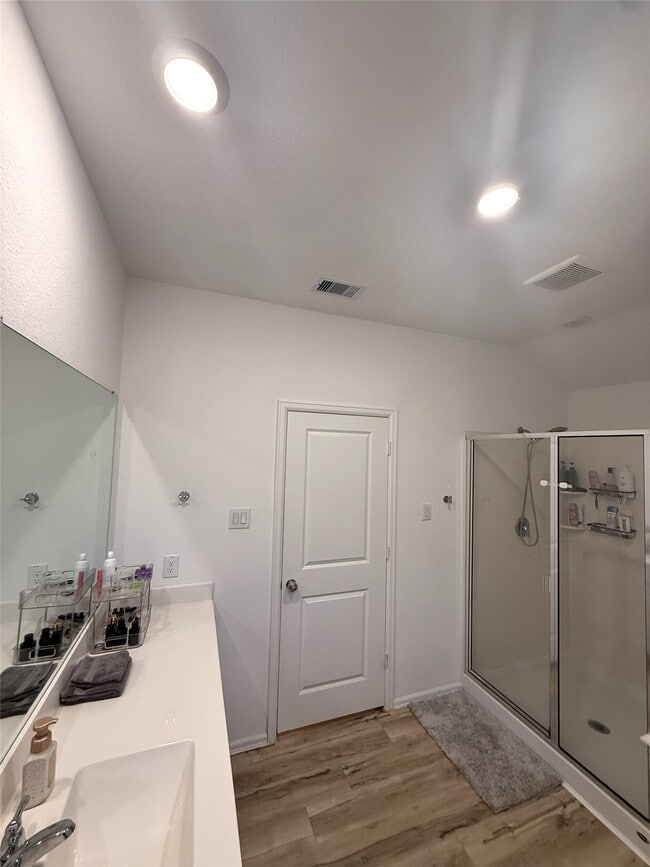Building Photo - 5323 Winding Strm Dr