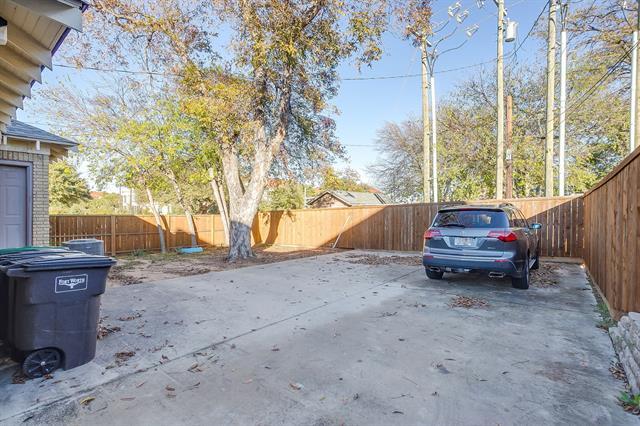 Building Photo - 3103 Odessa Ave