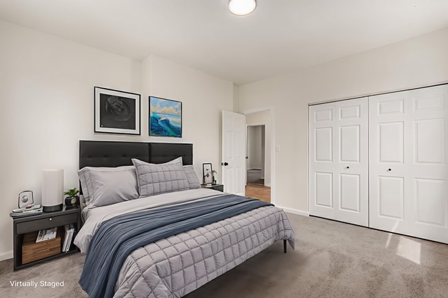 Building Photo - 865 Old Leonard Ave