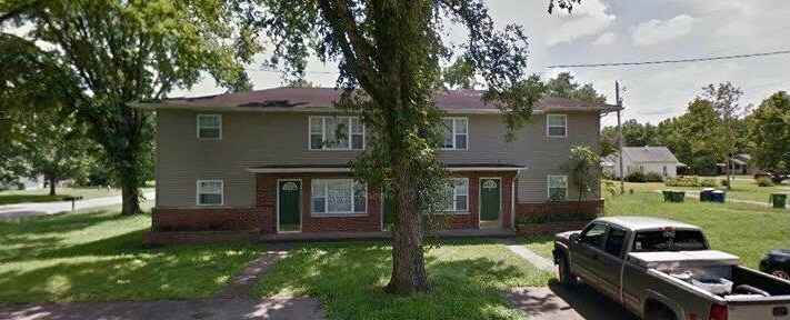 Building Photo - 407 E Lincoln St