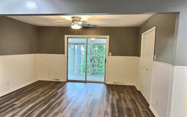 Building Photo - 18475 Bennett Rd