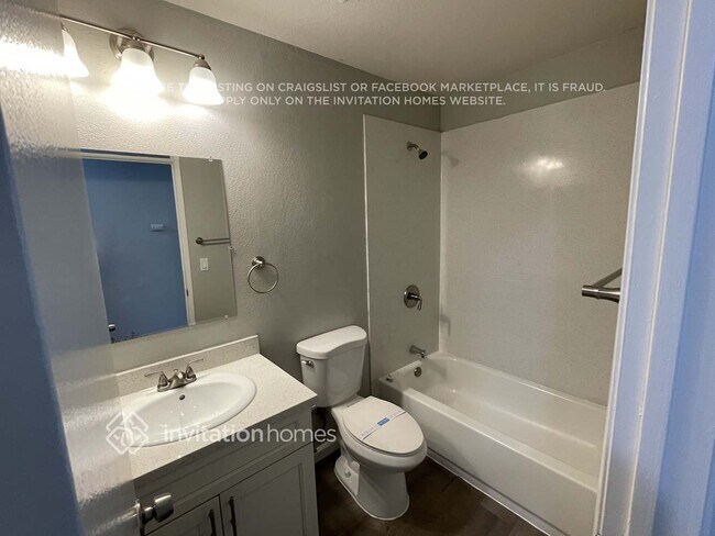 Building Photo - 259 Azores Ct