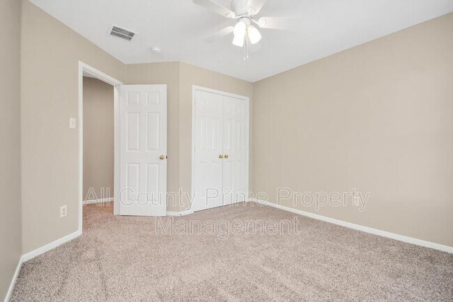 Building Photo - 21910 Willow Shade Ln