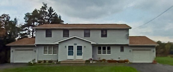 Primary Photo - 2180 Sherman Ave