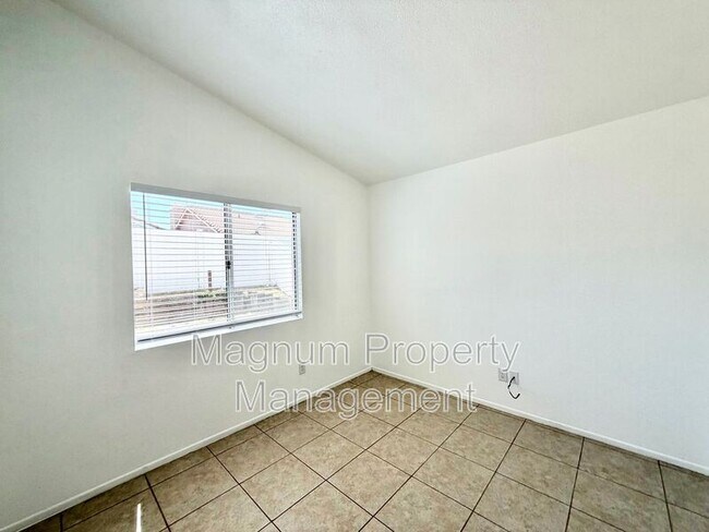 Building Photo - 29677 Woodlands Ave