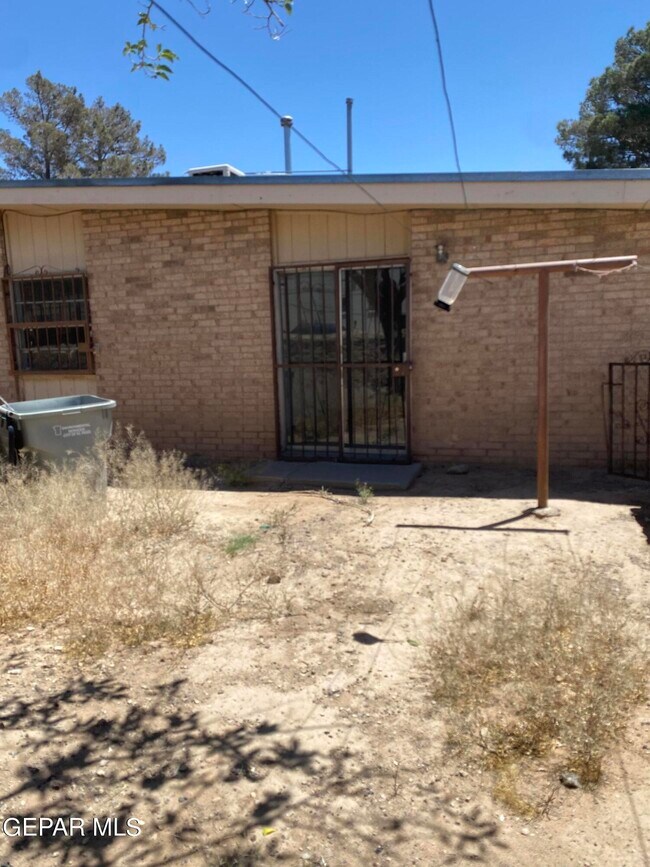 Building Photo - 8913 Ankerson St