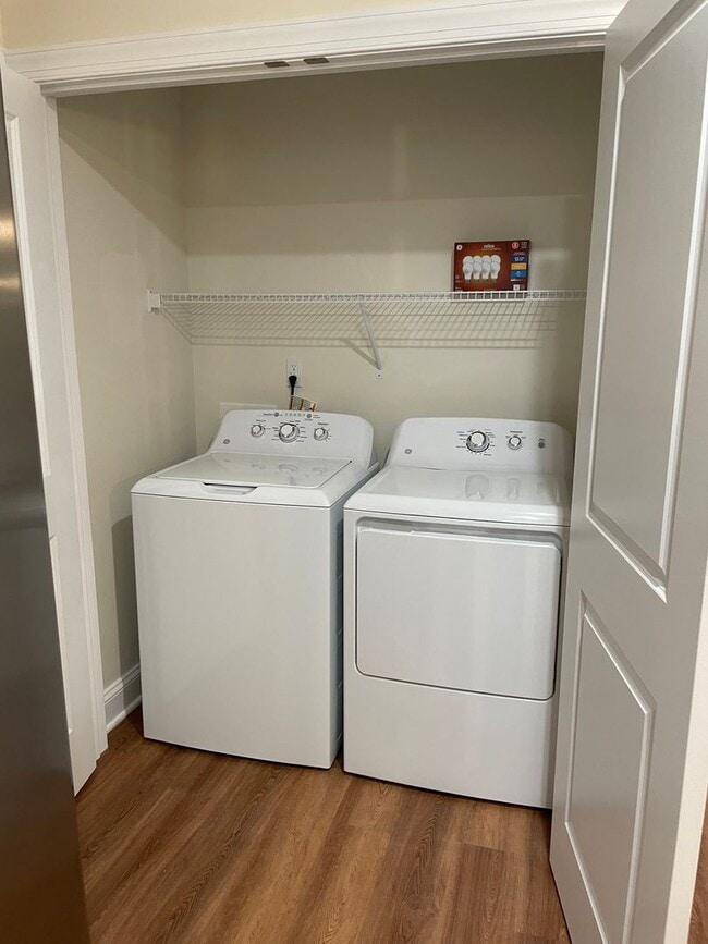 Building Photo - Long-Term Rental in Manteo – 3BR/2BA Moder...