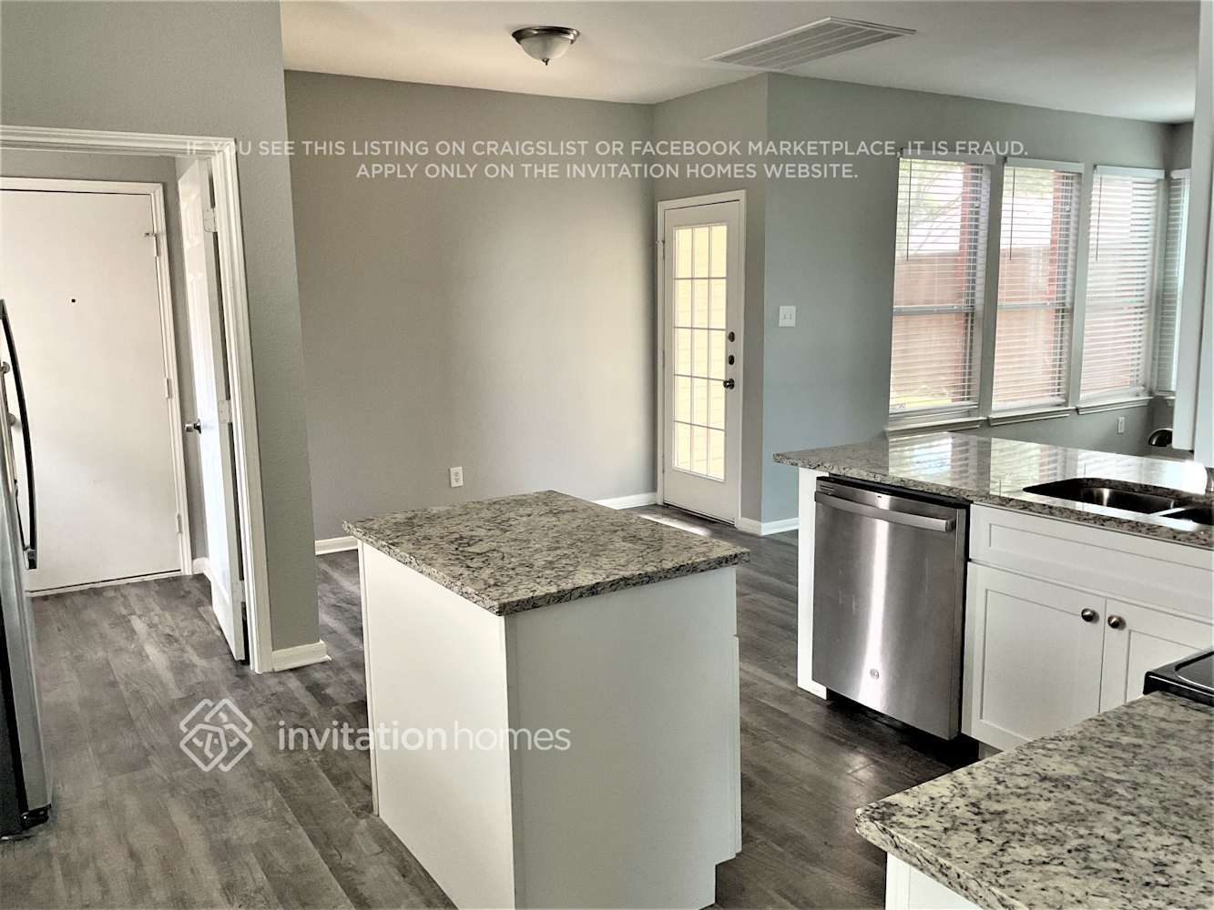 Building Photo - 1204 Taylor Ln