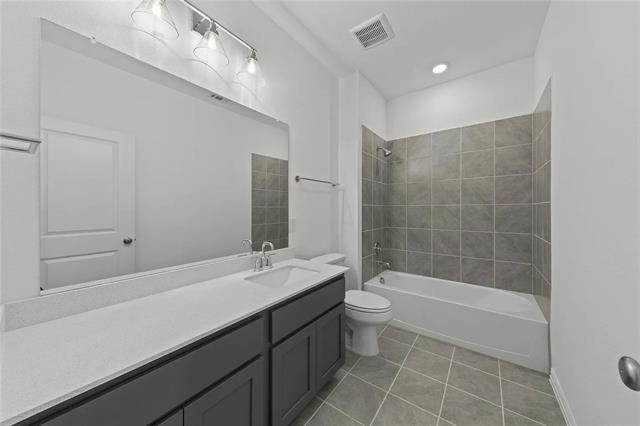 Building Photo - 1064 Old Rosebud Dr