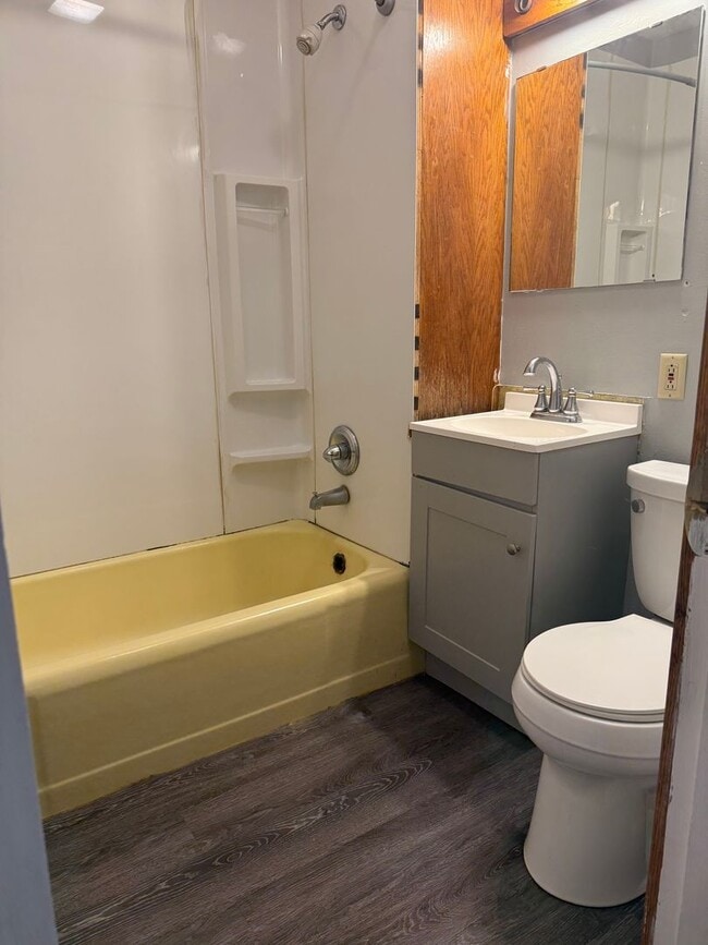 Building Photo - Charming 2 Bedroom, 1 Bath House for Rent ...
