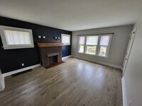 Building Photo - 1152 W 27th St
