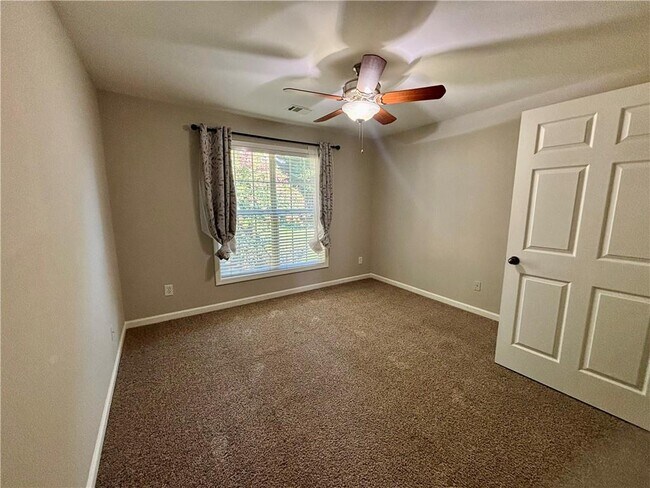 Building Photo - 3252 Sandy Branch Ln
