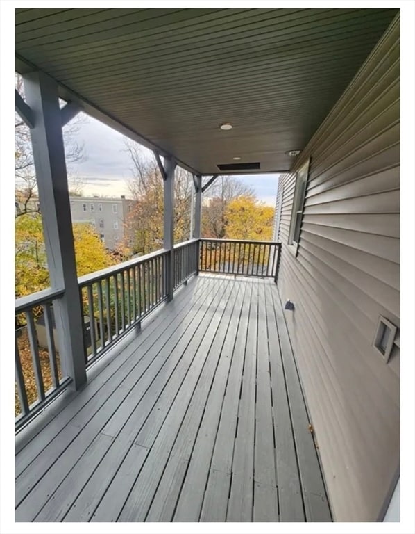 Building Photo - 10 Itasca St