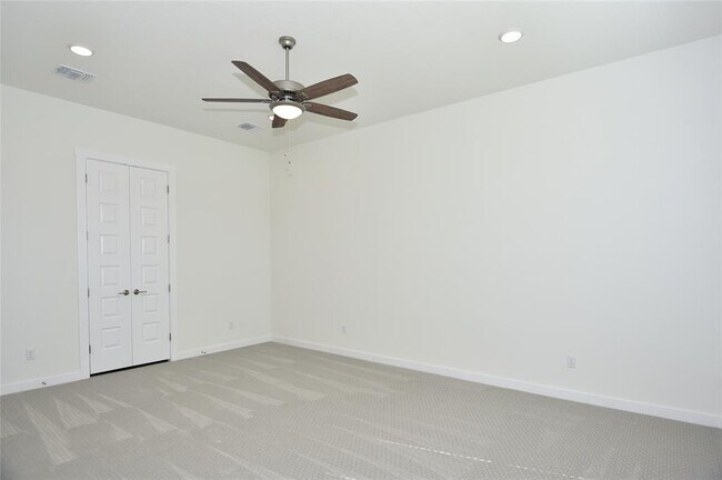 Building Photo - 1804 Homestead Farms Dr