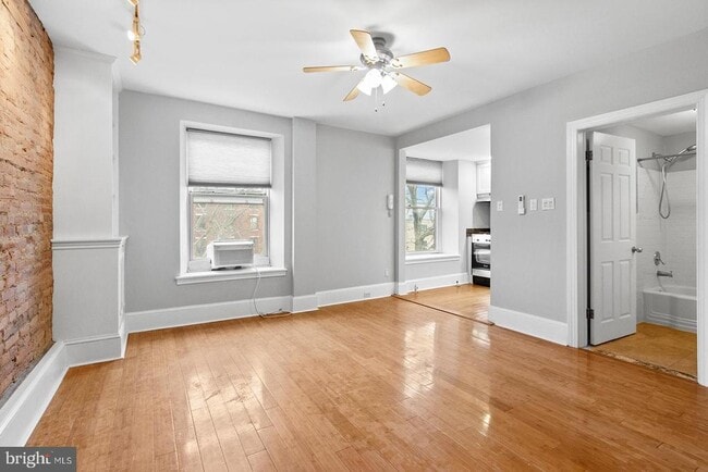 Building Photo - 1320 S Broad St