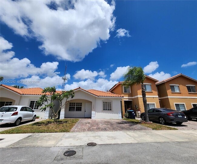 Building Photo - 10949 SW 181st Terrace