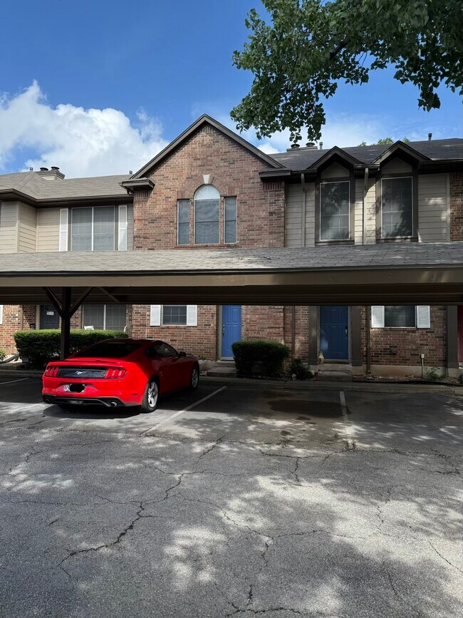 Building Photo - 12401 Los Indios Trl