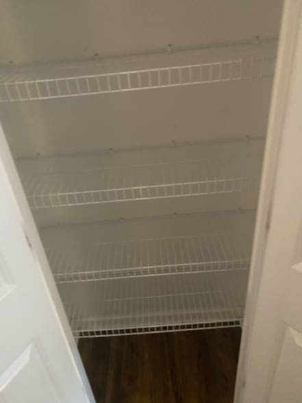 Building Photo - 160 Nunnally St