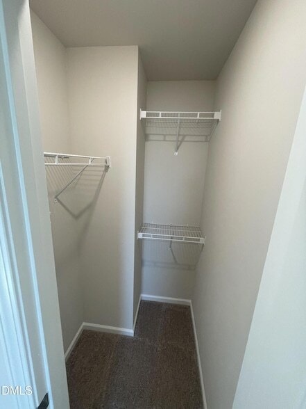 Building Photo - 1007 Peony Ln