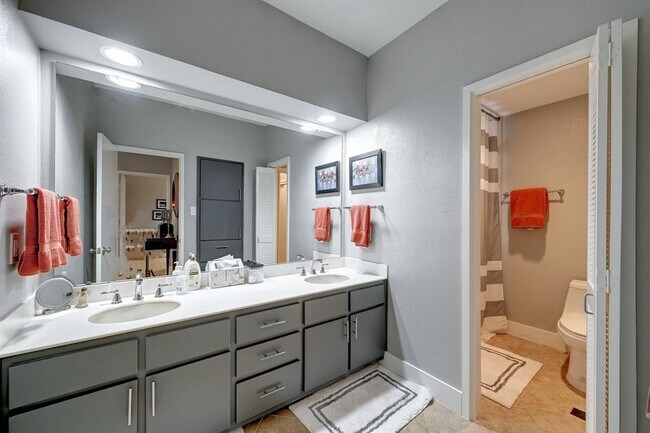 Building Photo - 1707 Spyglass Dr