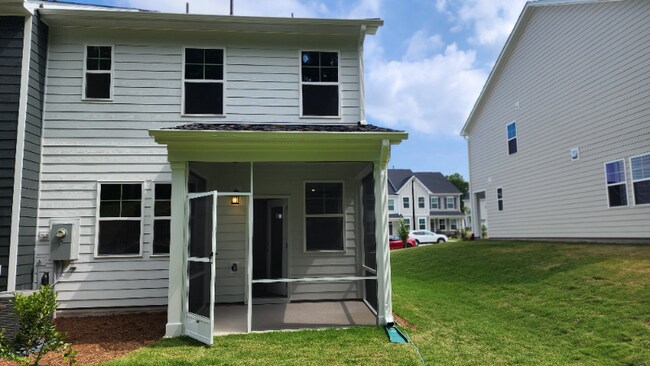 Building Photo - 1520 Foal Run Trl