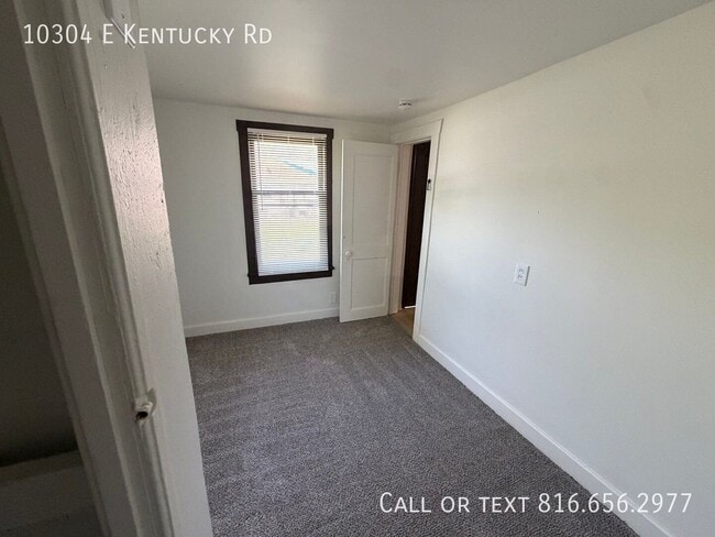 Building Photo - 10304 E Kentucky Rd