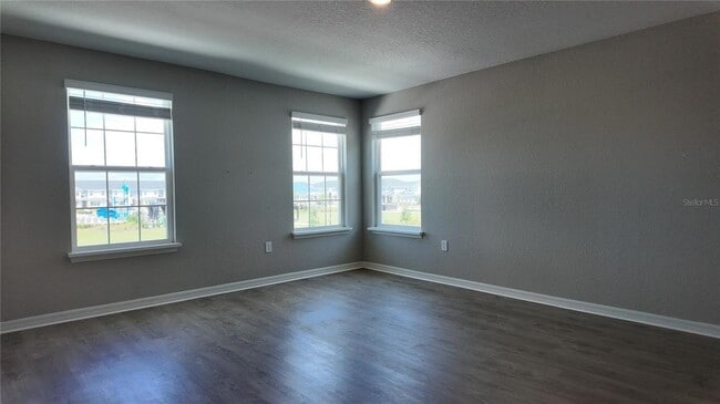 Building Photo - 445 Silverbell Trl