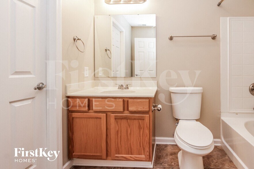 Building Photo - 6032 Pennyworth Cir