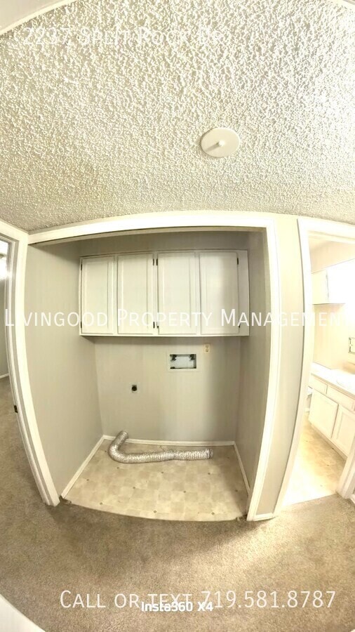 Building Photo - 2237 Split Rock Dr