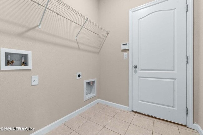 Building Photo - 10971 Ventnor Ave