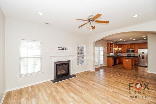 Building Photo - 9017 Socata Way
