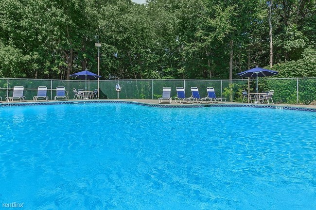 Building Photo - 4B Plumtree Dr