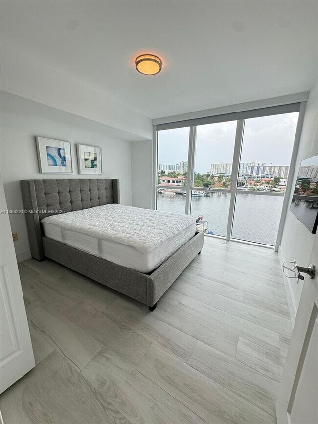 Building Photo - 400 Sunny Isles Blvd