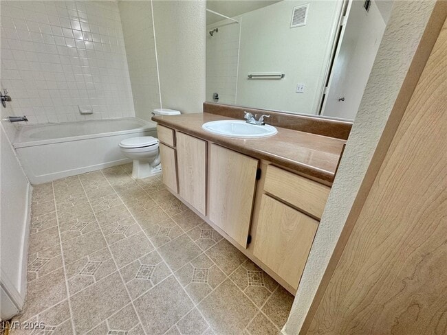 Building Photo - 555 E Silverado Ranch Blvd