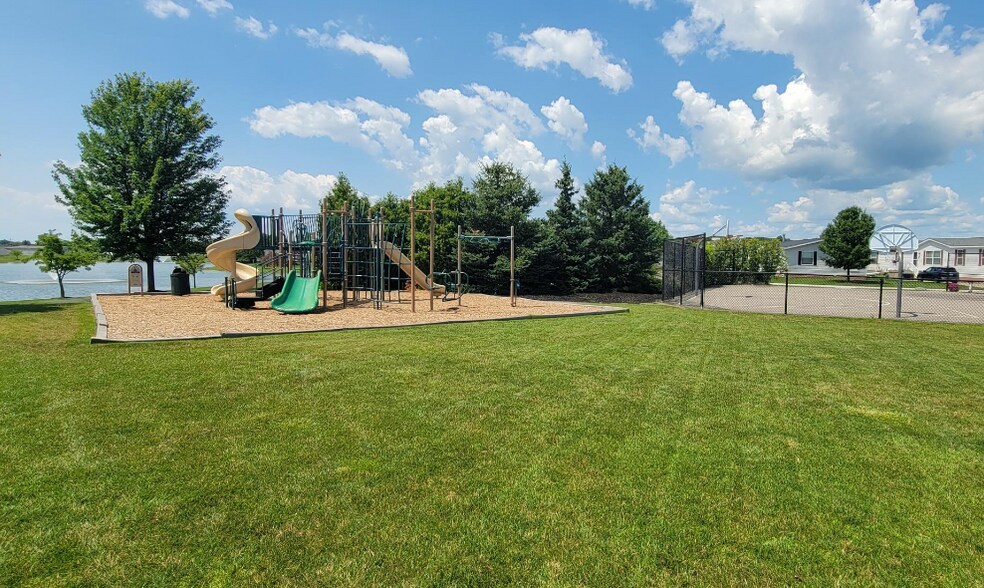 Building Photo - 37514 Burrstone Ln