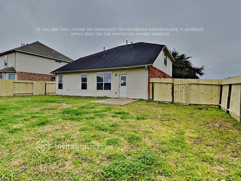 Building Photo - 21 Oakland Park Dr