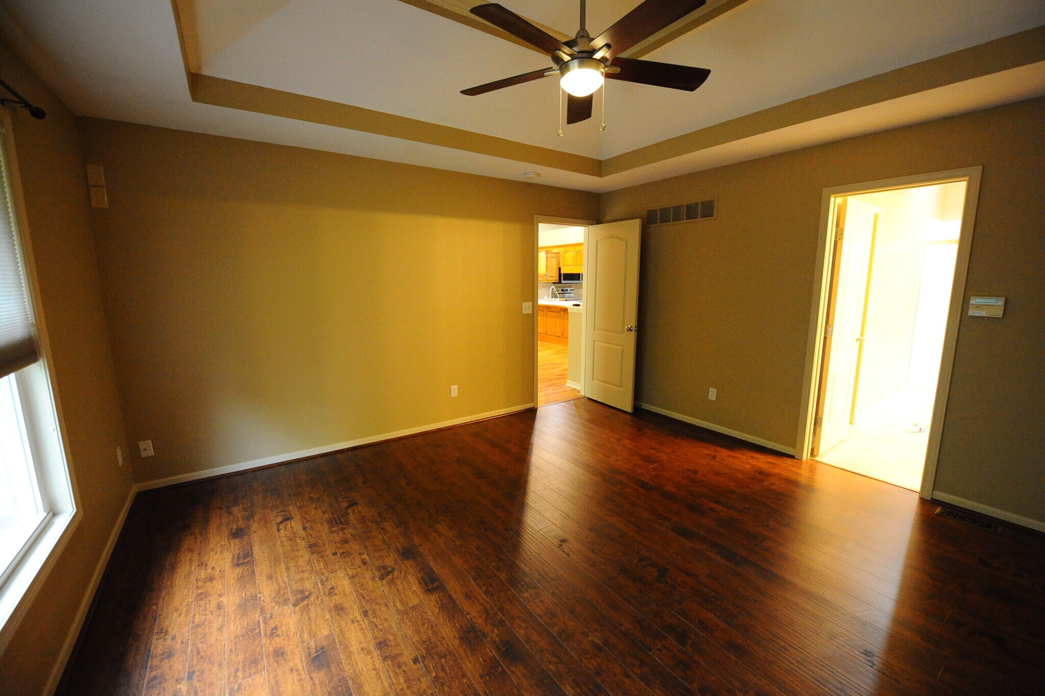 Building Photo - 3204 NW 67th Ct